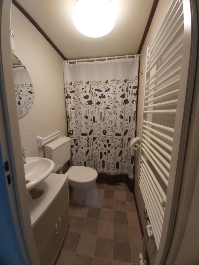 Comfortabel En Gezellig Familie Chalet Tot 6 Personen Op De Veluwe Bungalowpark De Kern Putten Esterno foto